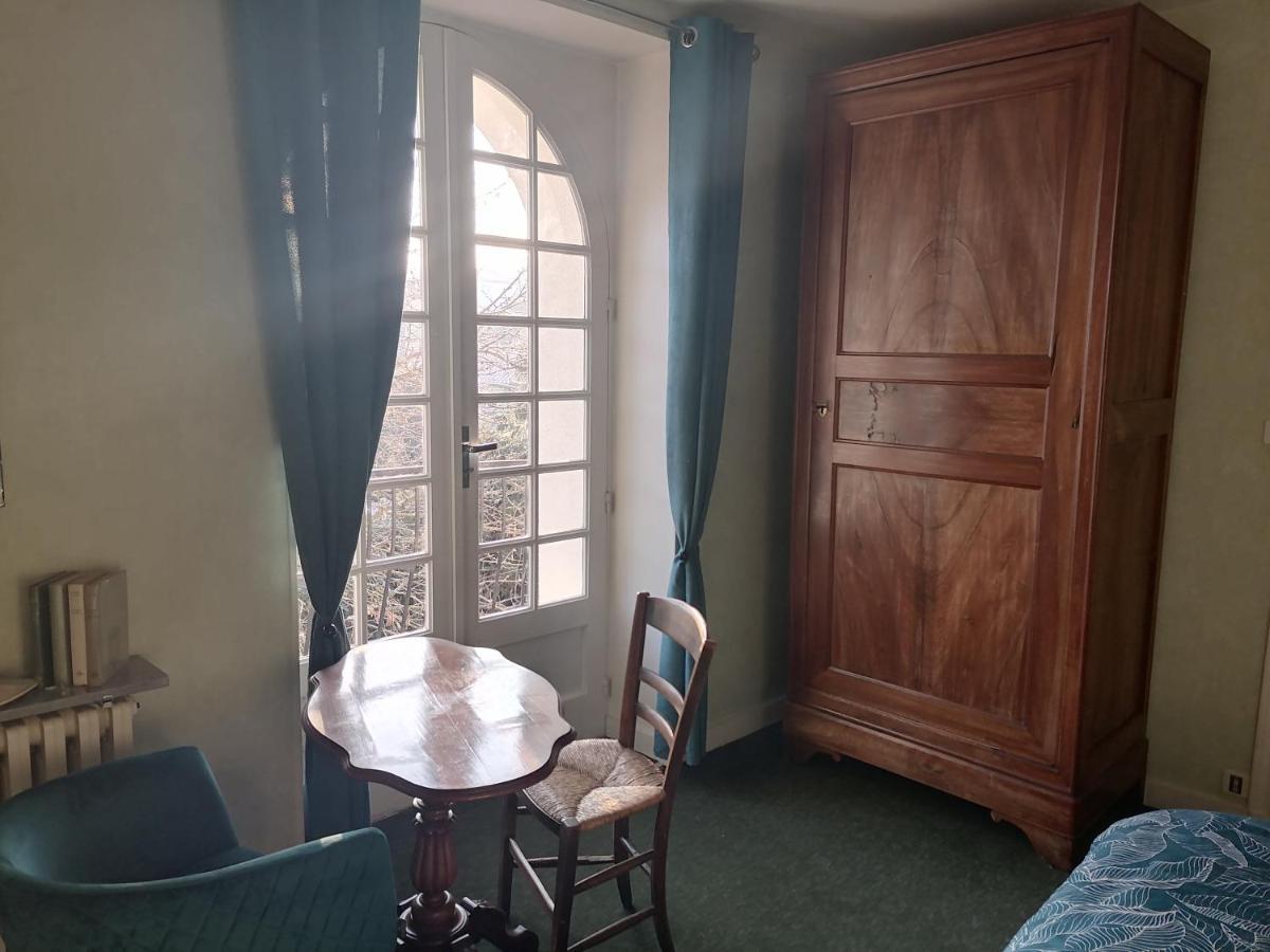 لا روشيفوكولد Chambre D Hote De La Paix المظهر الخارجي الصورة